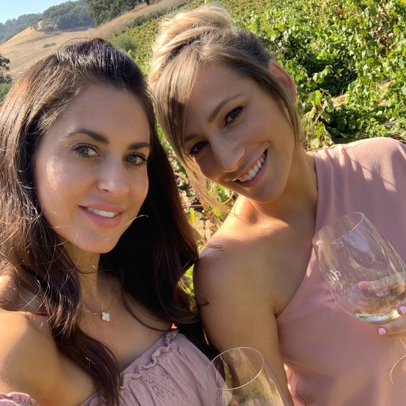 • FOLLOW @ITSLOVE • - Picture 4 of 6